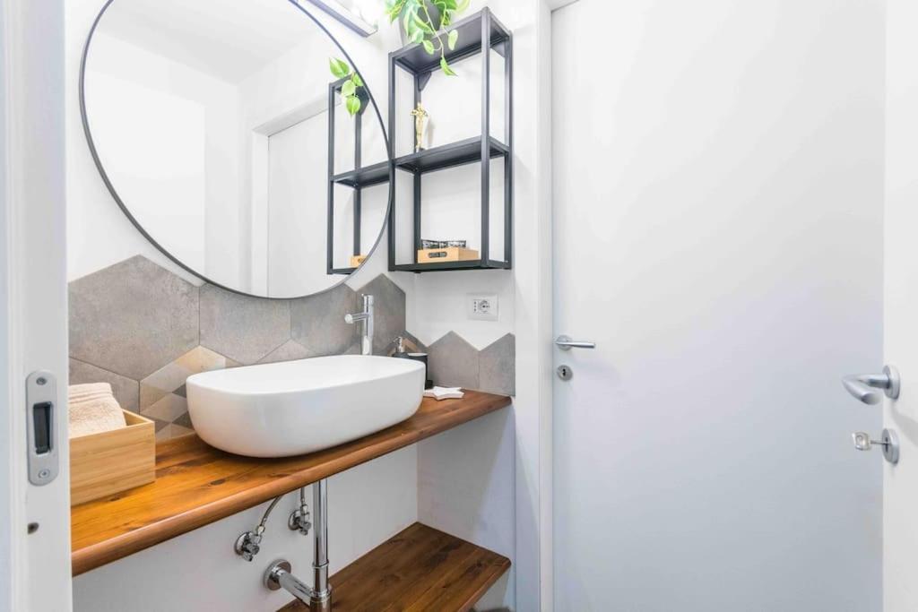 Appartamento Hollywood Housein The Heart Of Torino Esterno foto